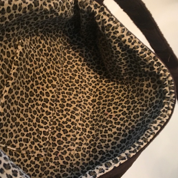 Really nice Brown shoulder bag Handbag with Animal print inside. - Picture 9 of 13